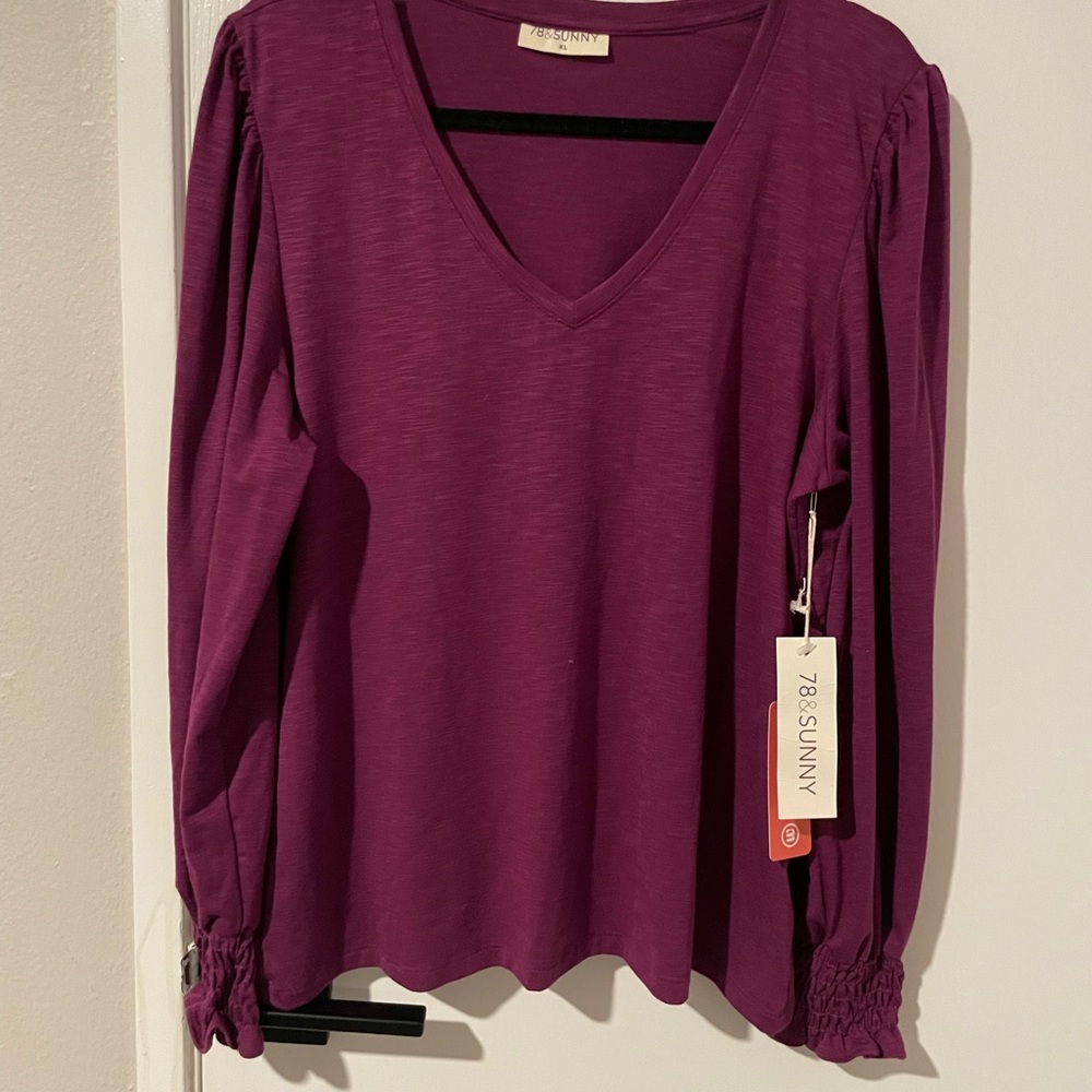 NWT Women's Plum V-Neck Blouse